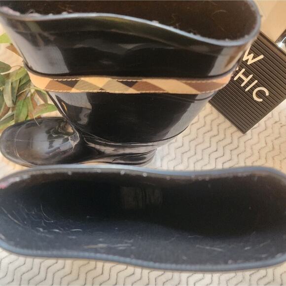 BURBERRY RUBBER NOVA CHECK ROSCOT BELTED RAIN BOOT SIZE 40 (US 9.5) - Picture 9 of 11